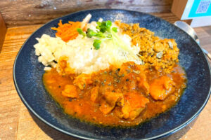 茱萸木7丁目﻿を散歩中にカレー屋さん「SUNNY-DAY(サニーディ)」に行ってきました-(2)