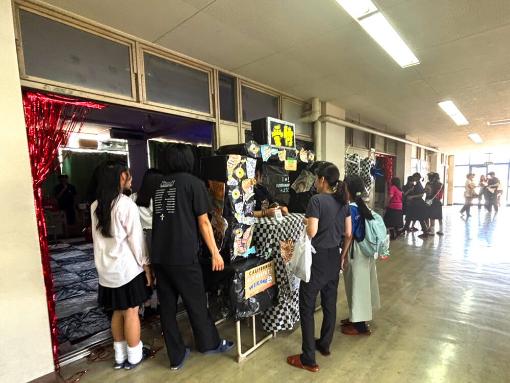 【2025年】狭山高校文化祭へ！手作り模擬店＆ライブで大盛り上がり！！ (3)