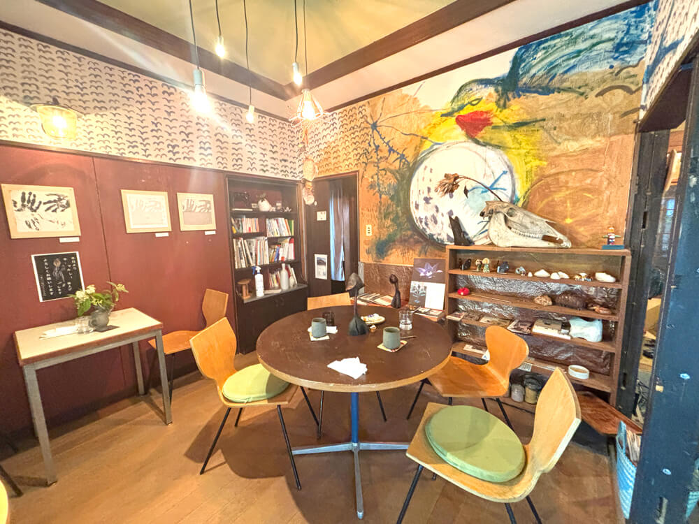 【まるで秘密基地！？】築50年の古民家をリノベ！堺市中区のカフェ&コミュニティースペース「ツバメroof」で、ランチをいただきました！ (7)