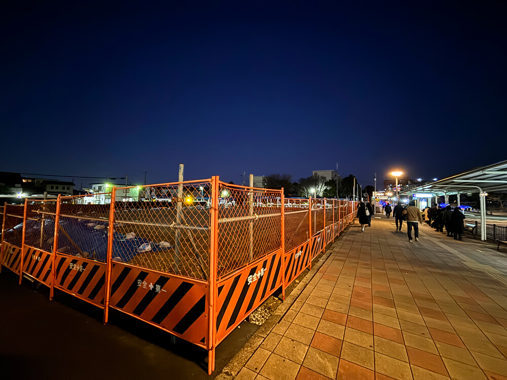 【金剛駅すぐ】三井住友銀行 金剛支店 跡地に「物販店舗・フィットネス」建設予定! (2)