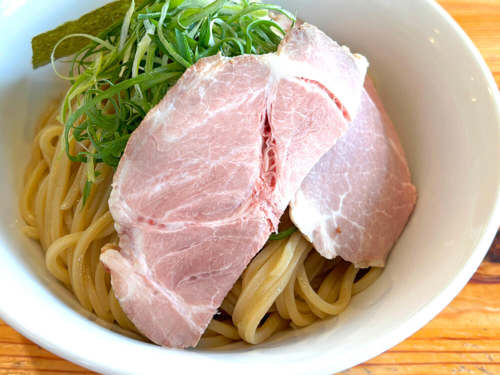 【300gまで同一料金で満腹確定！？】卵不使用の自家製麺！ラーメン・つけ麺「竹麺亭」をご紹介します！ (43)