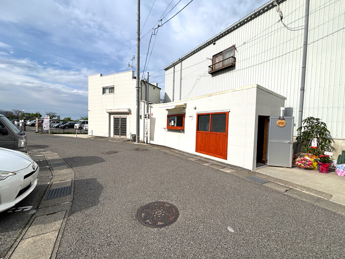 【新店オープン】狭山池西堤駐車場近くに「whim coffee stand」がオープン！スペシャルティコーヒー＆グラスフェッドソフトクリームのお店 (5)